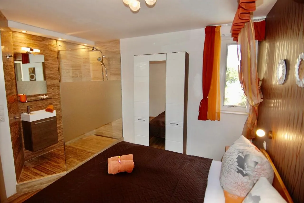 Soline Bay Seashore Residence 0*, Soline (Krk) Chorvatsko